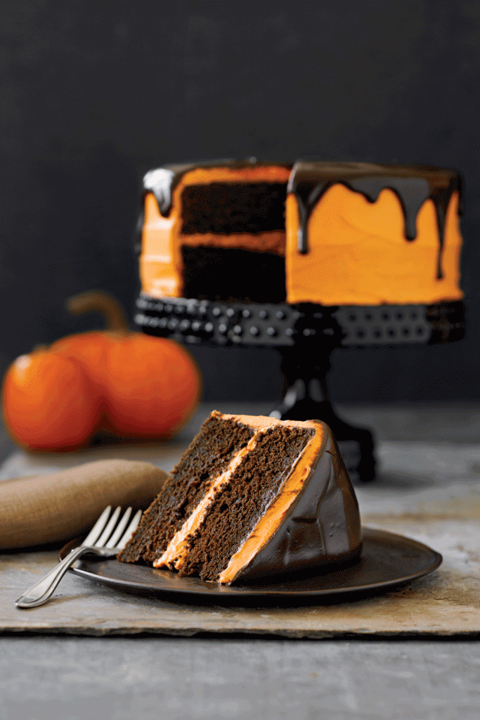 tarta-halloween-original-tarta-naranja-y-chocolate-decoracion-halloween-fiestafacil